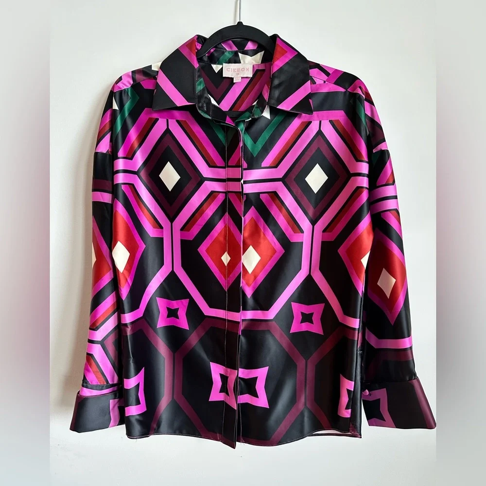 CIEBON Voluminous Button Down Geo Top - Picture 5 of 8